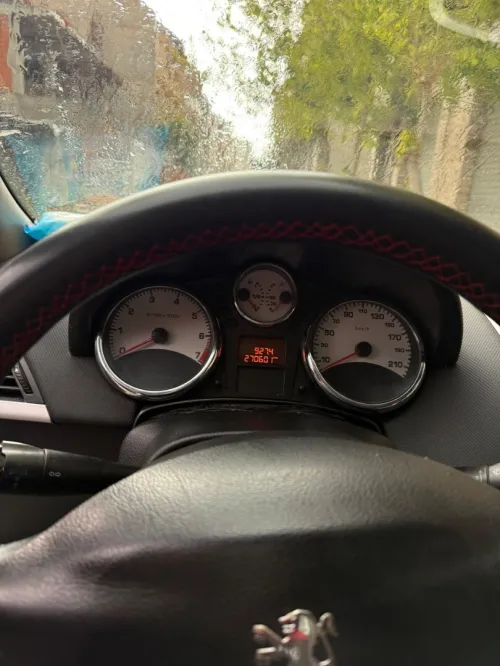 Peugeot 207 2012 