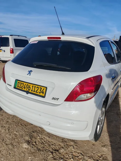 Peugeot 207 2012 