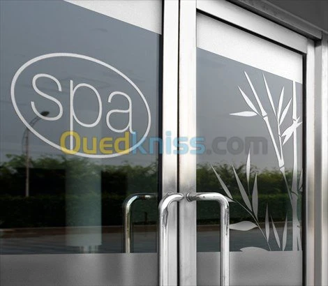 Autocollants pour fenêtre, voitures..