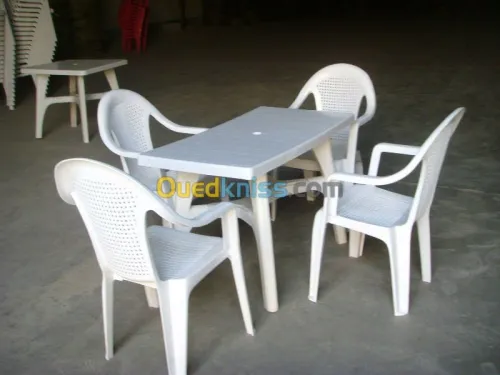 location des chaises et tables