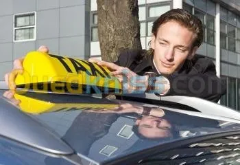 Conception et habillage de TAXI 