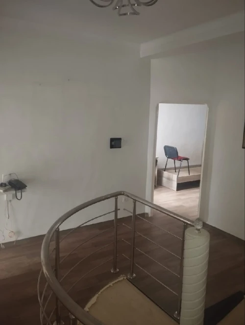 Location Appartement Niveau de villa F4 Alger Hussein dey