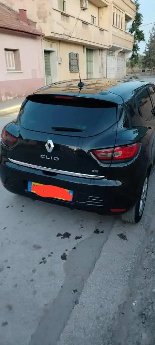 Renault Clio 4 2013 Exception