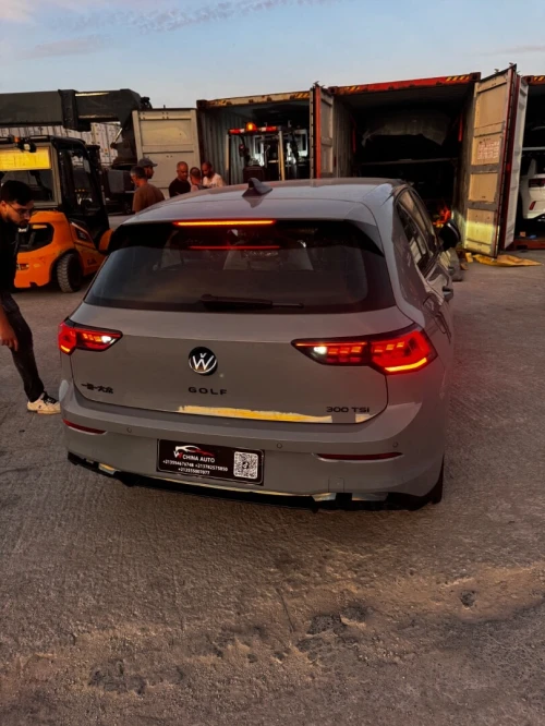 Volkswagen Golf 8 2025 R Black Edition 