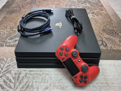 Ps4 Pro 1T en ligne (13.02) européens 10/10
