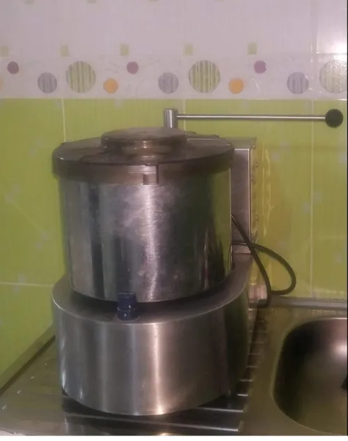 Cutter broyeur  GAM capacité 8 litres 