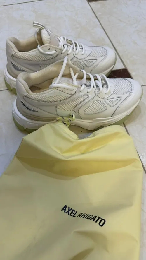 02 Basket Axel Arigato Marathon Running / BEIGE LIGHT BLUE