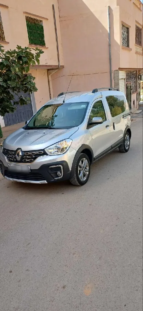 Renault Kangoo 2025 