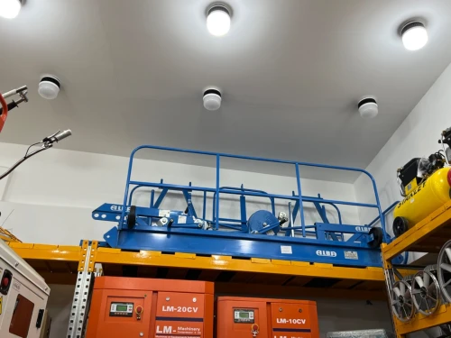 GERBEUR ELECT 1.5T 3M50/ SEMI ELECT 1.5T 3M / MANUELLE 2T 1M60 / TRANSPALETTE