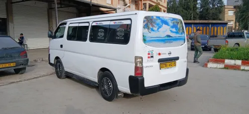 Nissan Urvan 2010