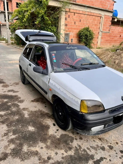 Clio japonais Clio japonais 1997 