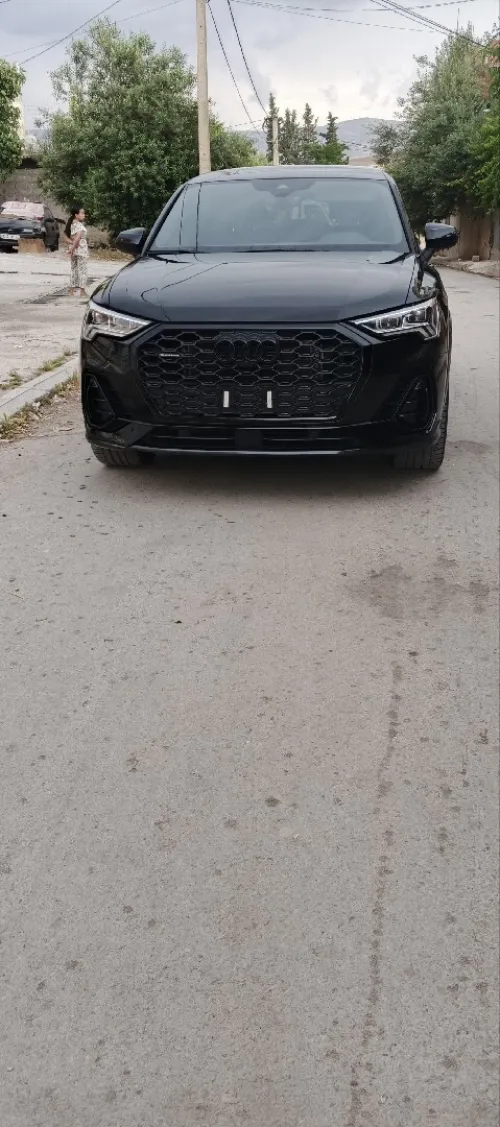 Audi Q3 2023 S line