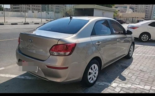 Kia Pegas 2021 