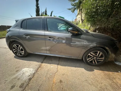 Peugeot 208 2022 Allure