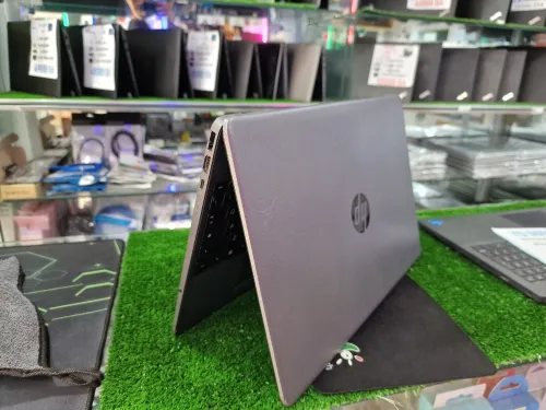 Hp 250 G9 i5 12 1235u Ram 8GB  Nvme 512 gb