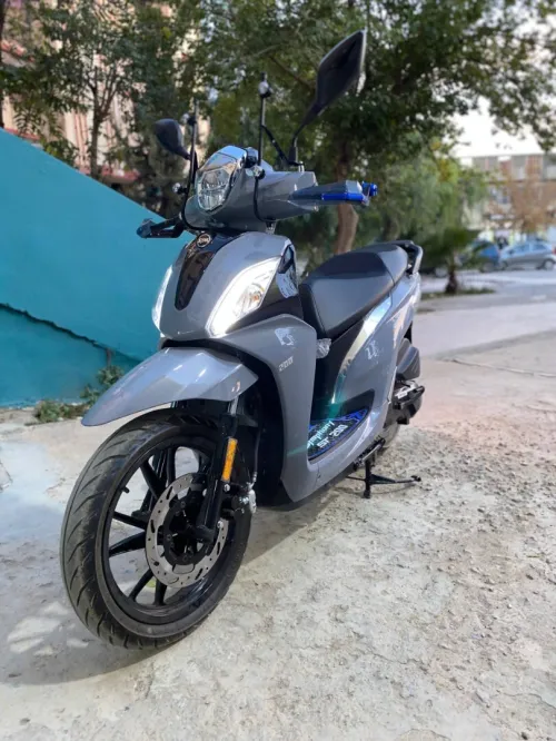 Sym symphony ST 200 2025 Symphony ST 200 gris nardo 2025
