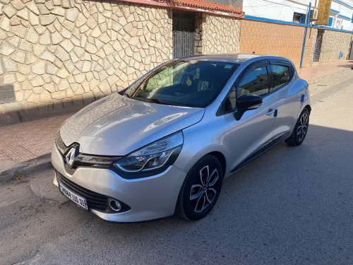 Renault Clio 4 2015 Limited 2