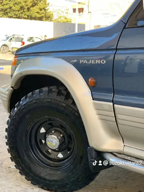 Mitsubishi Pajero Court 1999 Pajero Court
