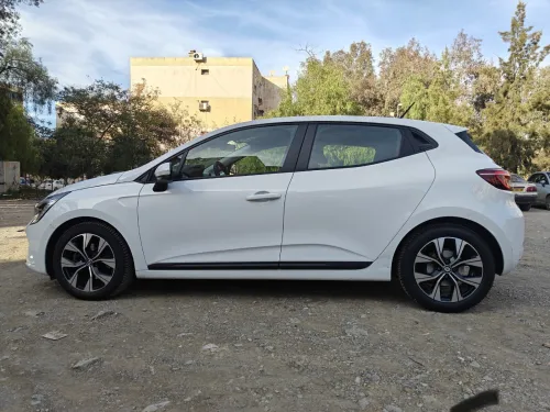 Renault Clio 5 Etech 2022 
