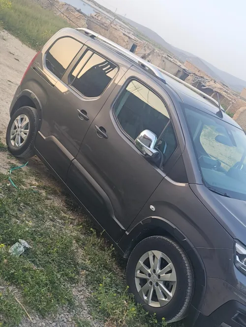 Peugeot Partner 2020 Tepee Allure 