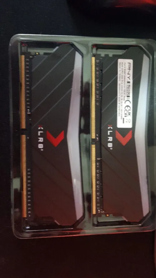 RAM XLR8 Gaming Epic-X RGB DDR4 3200MHz 16GB (2x8GB) CL16 (Used like new)