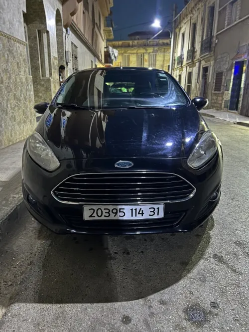 Ford fiesta titanum 2014 neuf