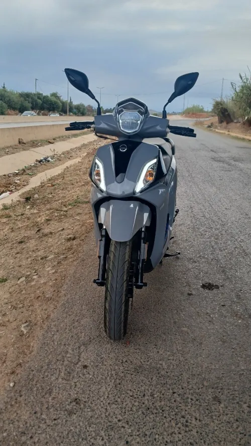 Sym ST200 2025