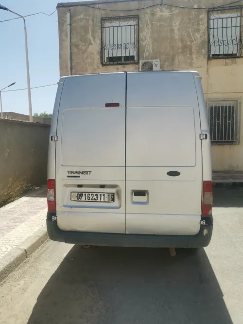 Ford Transit 2011
