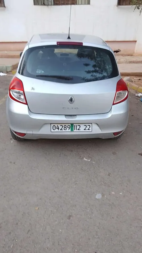 Renault Clio 3 2012 Night and Day