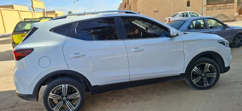 MG ZS 2024 لاتوت