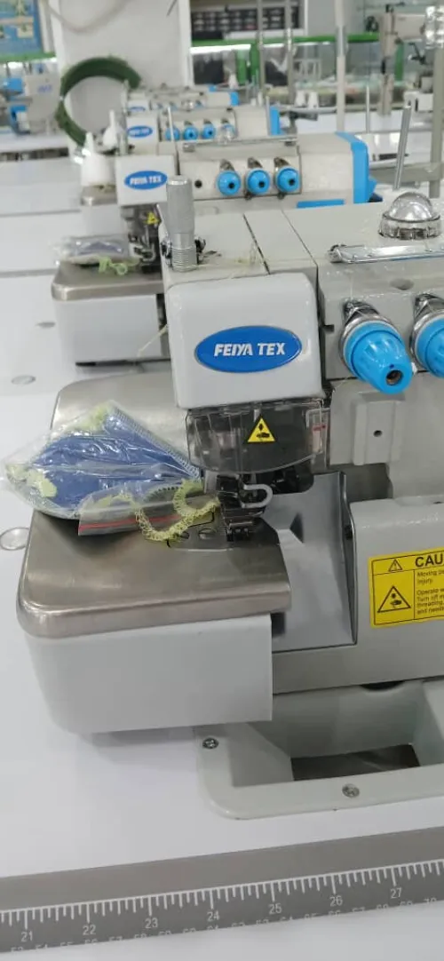ماكينة الخياطة سورجي 4 خيوط machine à surjeteuse 4 fill silencieuse feiya tex