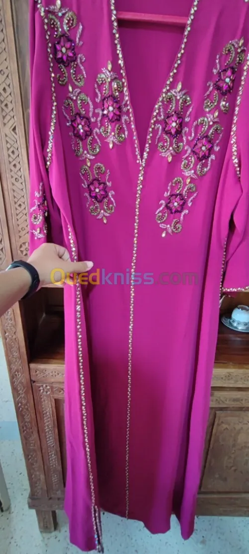 قفطان مغربي حر  صنع باليد