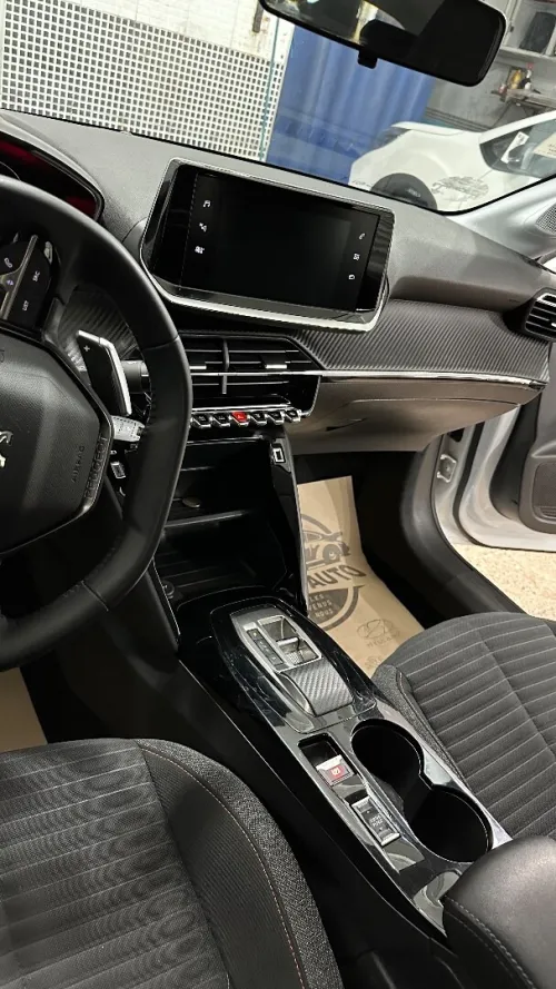 Peugeot 208 2022 Active Facelift