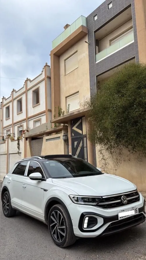 Volkswagen T-Roc 2025 R- Line Edition 