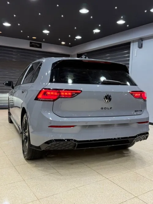 Volkswagen GOLF 8.5 2026 BLACK