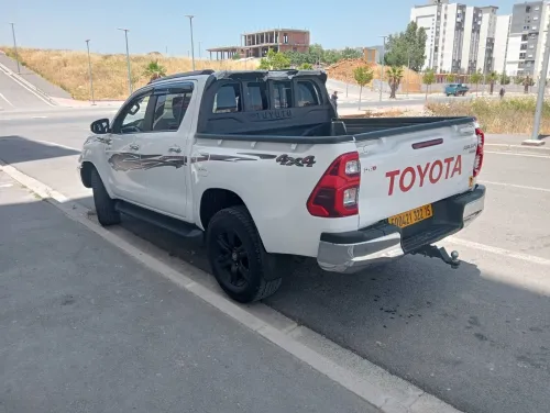Toyota Hilux 2022 LEGEND DC 4x4 Pack Luxe