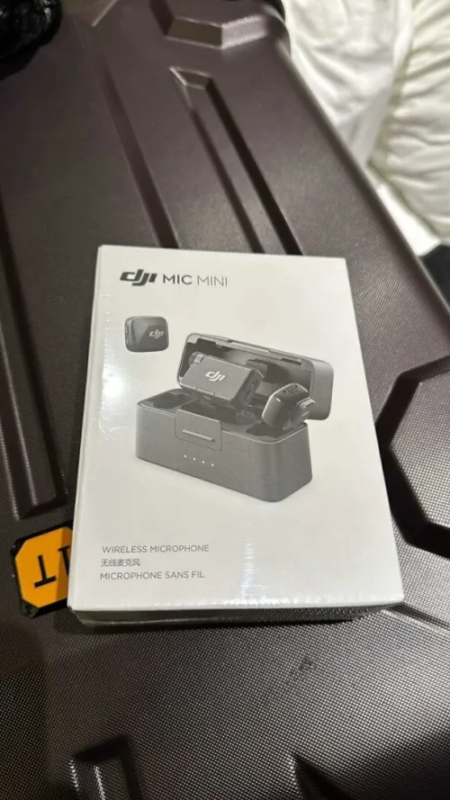 DJI MIC MINI (2 TX + 1 RX + CHARGING CASE ) MICROPHONE COMPACT - PORTÉE 400 M - STOP BRUIT - NOIR