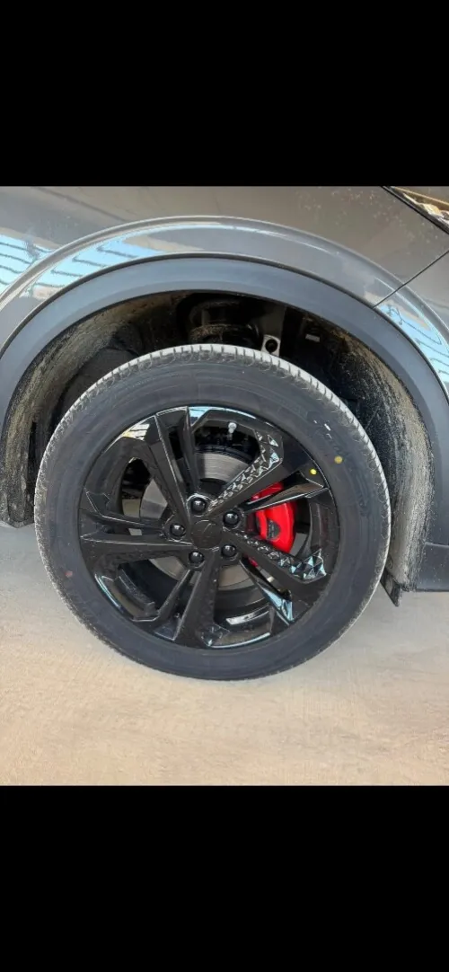Geely Coolray 2025 