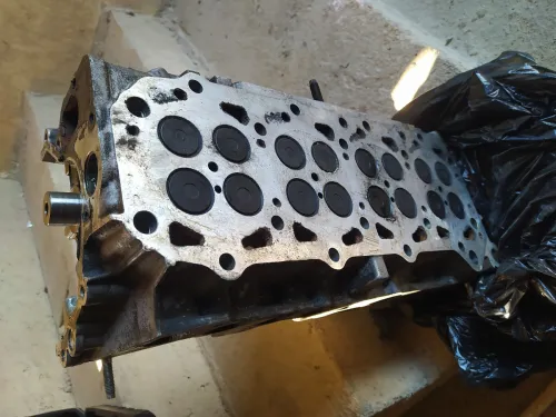 Bloc moteur NT400 et culasse