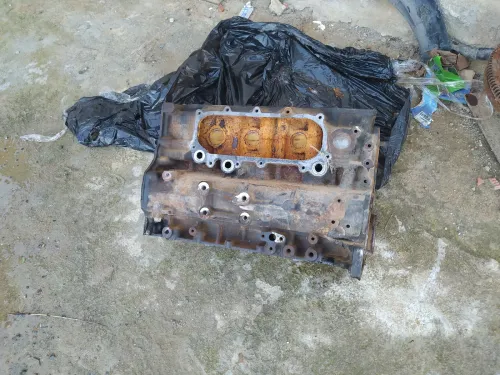Bloc moteur NT400 et culasse