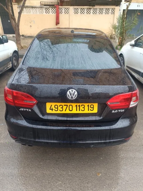 Volkswagen Jetta 2013 Trend line