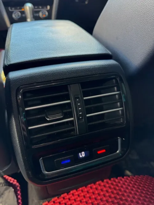 Volkswagen Passat 2018 Confortline bleu motion