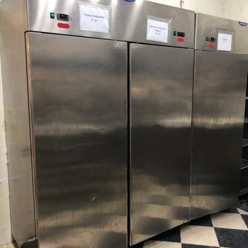 Vente de materiel de restauration professionnel d occasion Cuisine et decoration divers)