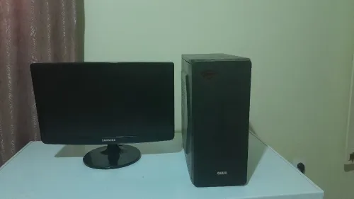 حاسوب مكتبي +شاشة 