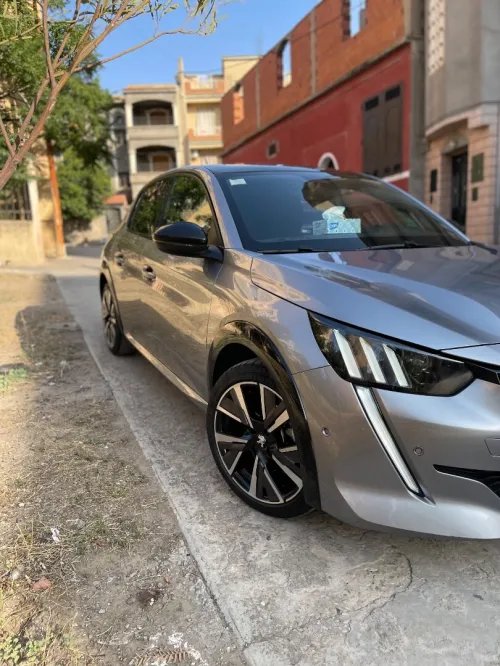 Peugeot 208 2023 GT