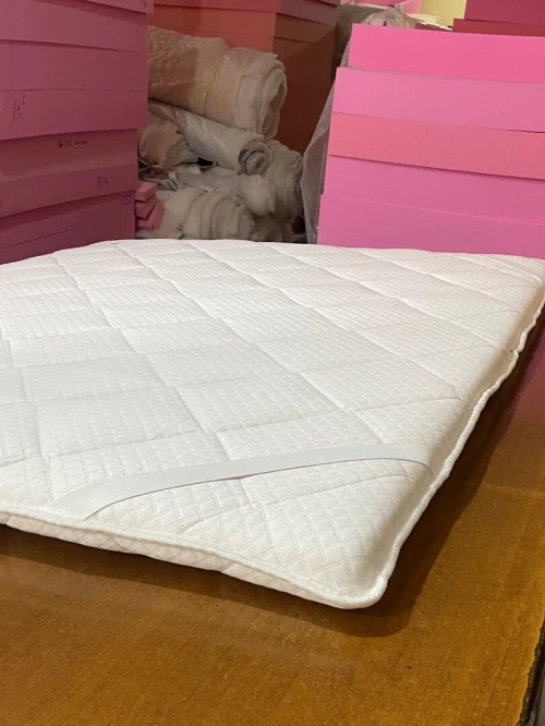 Les matelas luxe + sur matelas orthopédique et confortable 