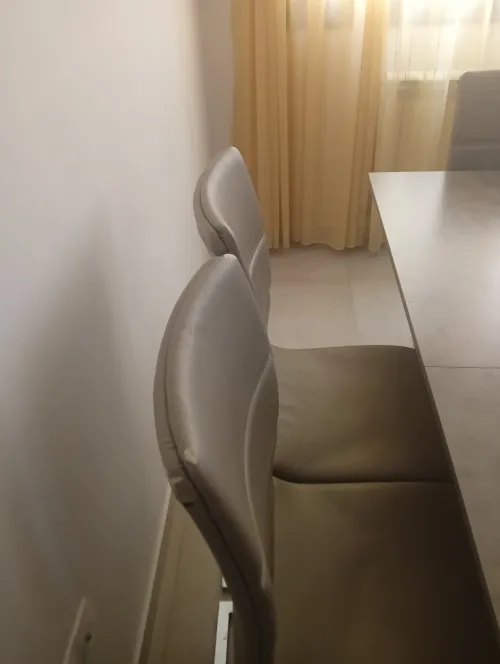 Salle à manger 8 chaises