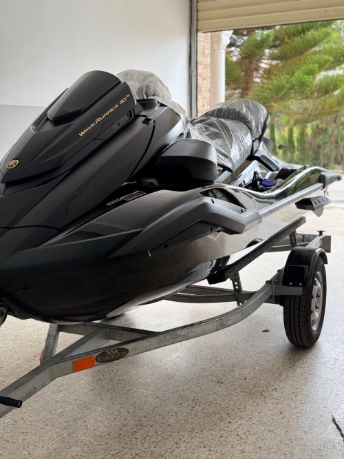Jet ski