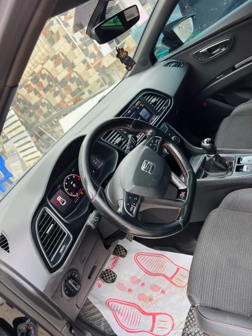 Seat Leon 2019 Leon beats