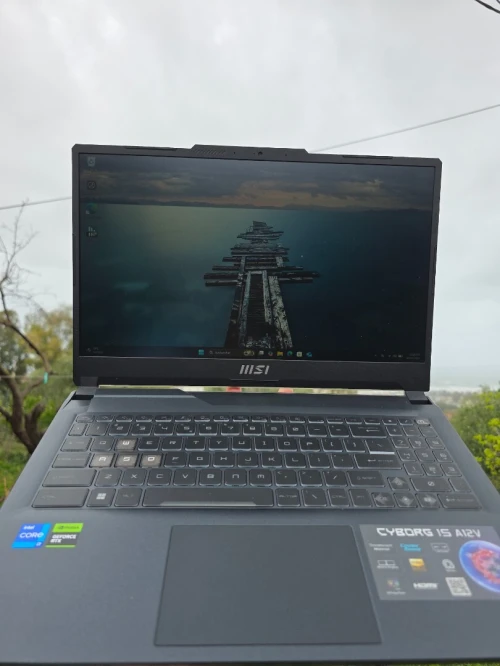 MSI CYBORG 15 12AV
